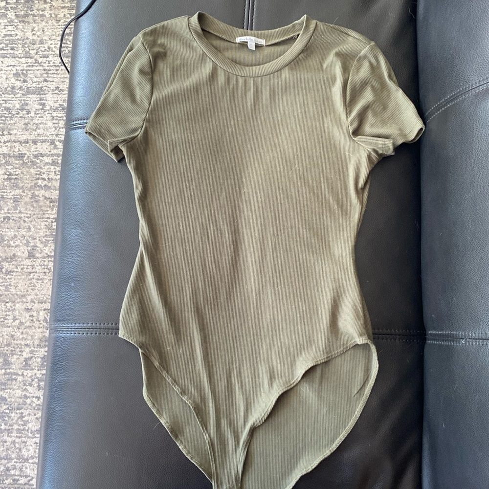 Charlotte russe tshirt bodysuit